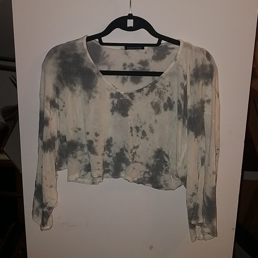 NWOT Super soft tie dye slinky crop